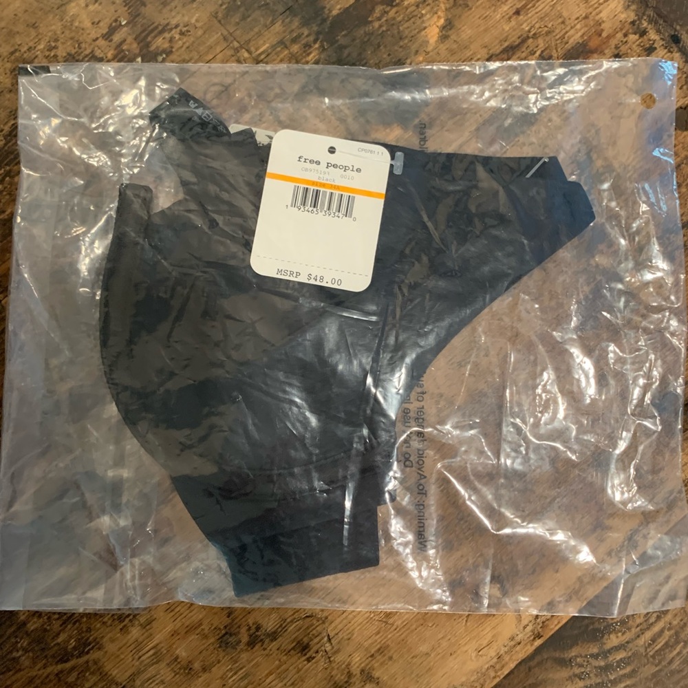 Free People Ari Underwire Neo Bra - Picture 9 of 9